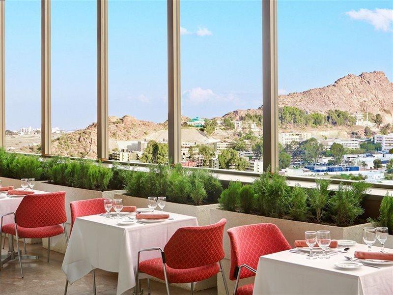 Le Meridien Al Hada Exterior photo